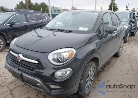 2017 Fiat 500X Trekking Awd из США, поврежденный, VIN ZFBCFYCB5HP543227